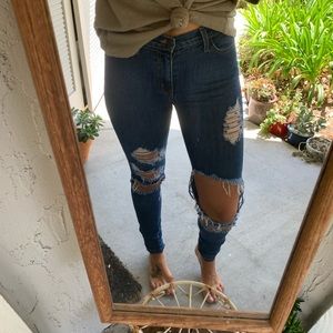 Skinny ripped jeans